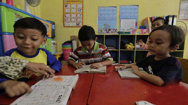 D:\2025\September 2025\1 September 2025\11\Halaman 1-11 Senin\anak-anak.jpg