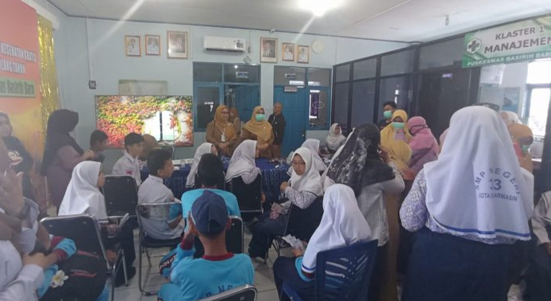 D:\2025\Oktober 2025\22 Oktober 2025\2\Puluhan Siswa Berobat ke Puskesmas, Keluhkan Pusing dan Muntah.jpg