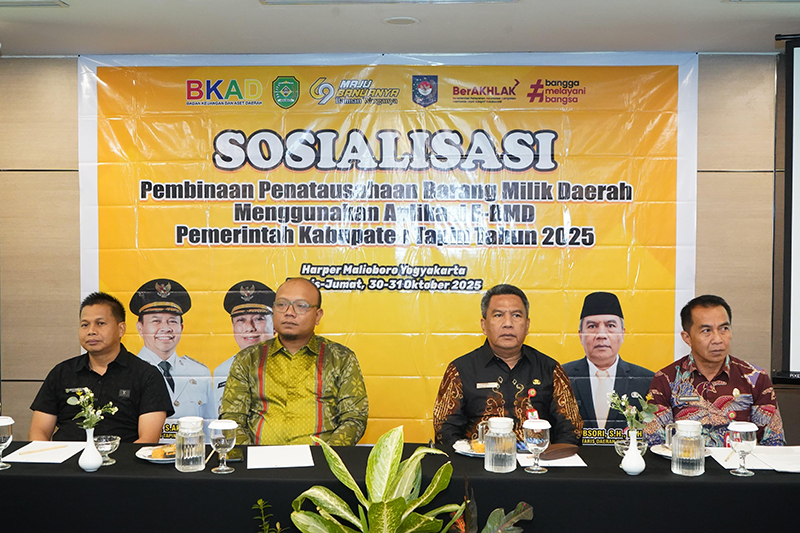 D:\2025\Oktober 2025\31 Oktober 2025\2\22\New Folder\Pj Sekda Hadiri Sosialisasi Pembinaan Penatausahaan BMD.jpg