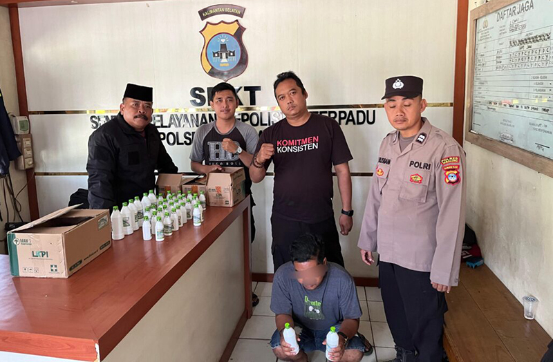 G:\2025\Oktober 2025\7 Oktober 2025\2\Polisi Tangkap Pelaku Pembacokan di Muara Uya.jpg
