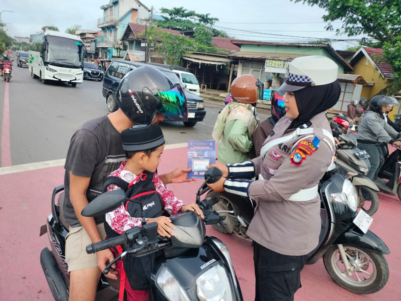 D:\2025\November 2025\26 November 2025\2\Sat Lantas Tabalong Edukasi Pengendara.jpg