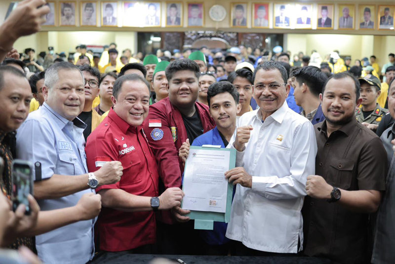 D:\2025\November 2025\27 November 2025\2\DPRD Apresiasi BEM se-Kalsel.jpg