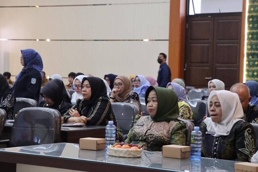 D:\2025\November 2025\4 November 2025\2\Dekranasda Dorong Pengrajin Tingkatkan Inovasi.jpeg