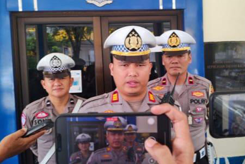 D:\2025\2 Desember 2025\2\222\New Folder\tilang.jpg