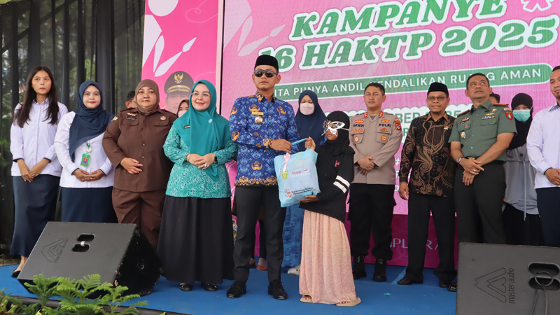 D:\2025\2 Desember 2025\5\hal 5\Kampanye anti kekerasan pada perempuan yang diselenggarakan pemko Banjarmasin.jpg