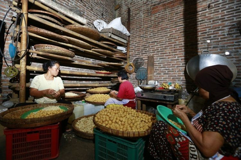 D:\2025\2 Desember 2025\7\7\hal 7 - 2 klm (Bawah).jpg