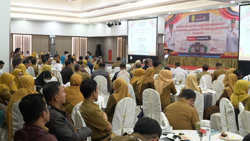 D:\2025\Desember 2025\11 Desember 2025\5\hal 5\Suasana raker pelayanan publik dan kualitas pengelolaan kinerja 2025.jpg