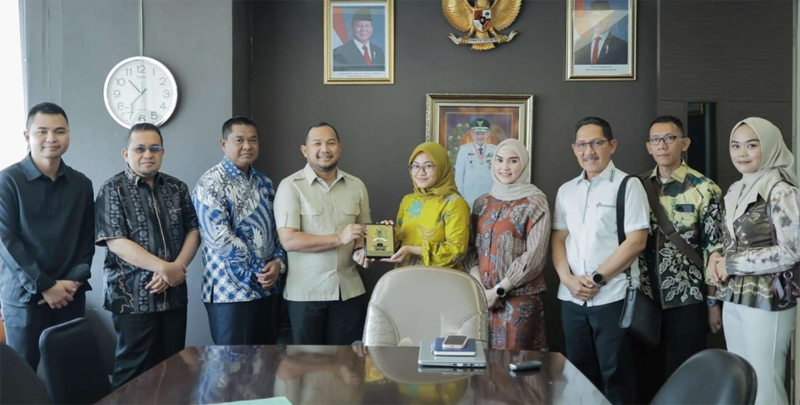 D:\2025\Desember 2025\15 Desember 2025\2\BERITA DAN FOTO UNTUK HALAMAN 2, TERBIT SENIN TANGGAL 15 DESEMBER 2025\uyly.jpg