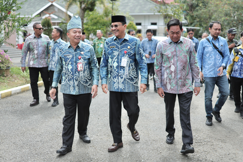 D:\2025\Desember 2025\3 Desember 2025\2\Sinergi Provinsi dan Kabupaten Harus Diperkuat.jpg