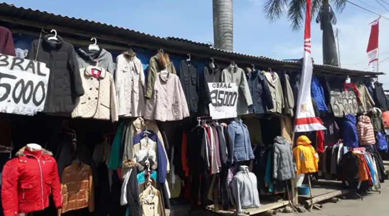 D:\2025\Desember 2025\3 Desember 2025\7\Hal Ekonomi, 03 Desember\Kiri.jpg