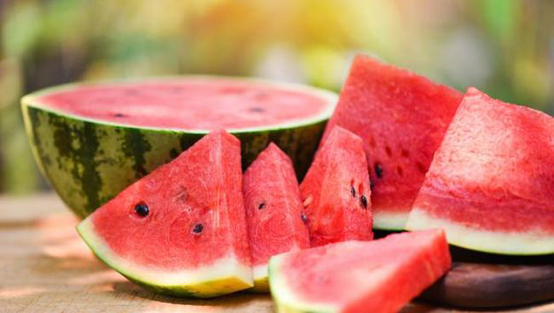 D:\2025\Desember 2025\4 Desember 2025\11\Halaman 1-11 Kamis\7 buah.jpg