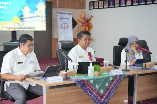 G:\2025\Desember 2025\23 Desember 2025\7\7\hal 7 - 2 klm (Bawah).JPG