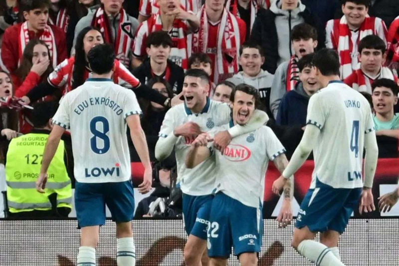 G:\2025\Desember 2025\24 Desember 2025\9\Olahrga Rabu\Taklukkan.jpg