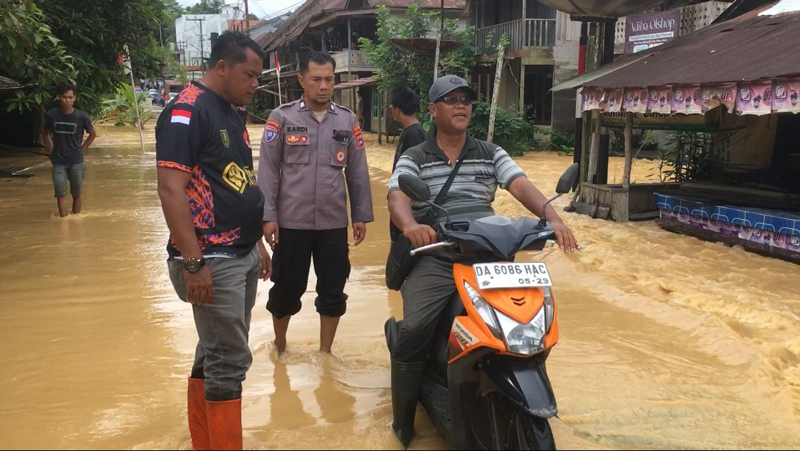 G:\2025\Desember 2025\29 Desember 2025\2\2\Petugas Terus Monitoring Banjir di Sejumlah Wilayah.jpg