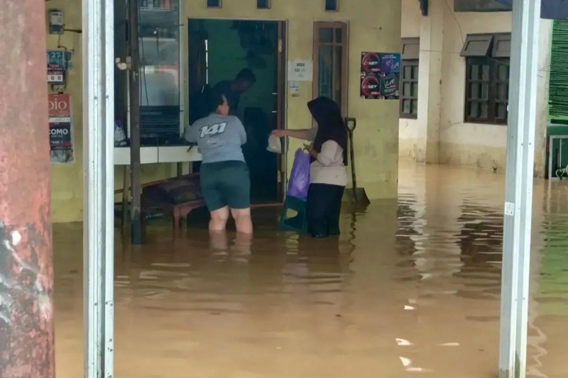 G:\2025\Desember 2025\30 Desember 2025\2\222\New Folder\Ribuan Jiwa Terdampak Banjir di HSS.jpg