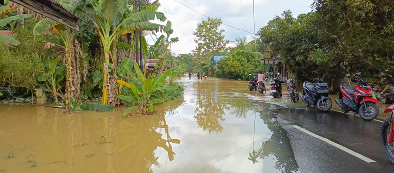 G:\2025\Desember 2025\30 Desember 2025\2\222\New Folder\Puluhan Rumah di Desa Garunggung dan Juai Terendam.jpg