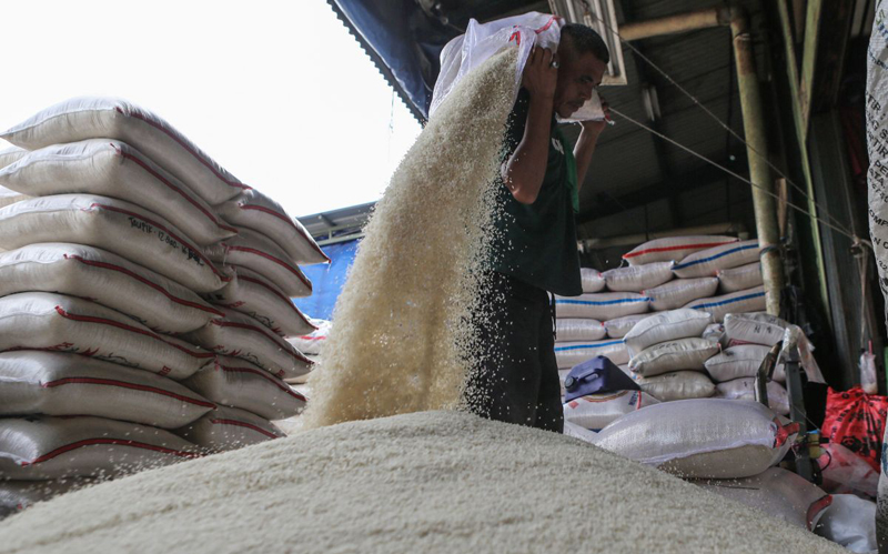 G:\2025\Desember 2025\31 desember 2025\7\7\7\hal 7 - 2 klm (KIRI).jpg