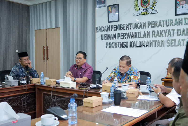 G:\2026\Januari\8 Januari 2026\2\2\Bapemperda Pastikan Perubahan Perda Pajak dan Retribusi Daerah.jpg