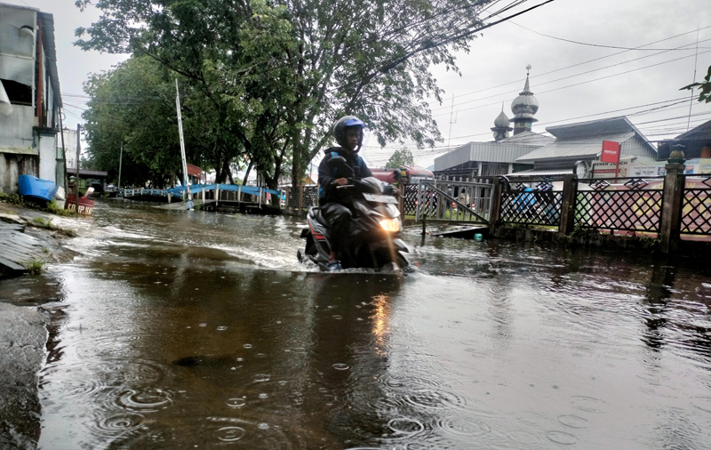 G:\2026\Januari\9 Januari 2026\5\Hal 5\Sungai Veteran menjadi salah satu sungai yang selalu banjir setiap akhir tahun.jpg