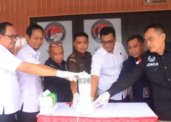 D:\2025\Januari 2025\23 Januari 2025\2\2\New Folder\Polres Tabalong Musnahkan Barbuk Sabu.jpg