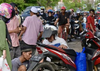 D:\2025\Januari 2025\7 Januari 2025\2\Komunitas Bengkel Servis Gratis Kendaraan Jamaah.jpg