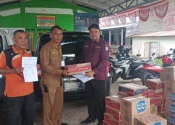 BPBD Banjar Serahkan Bantuan Logistik Korban Terdampak Banjir