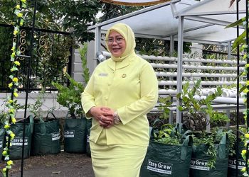 D:\2025\Februari 2025\19 Februari 2025\2\IAD Panen Tanaman dari Kebun Hidroponik.jpg