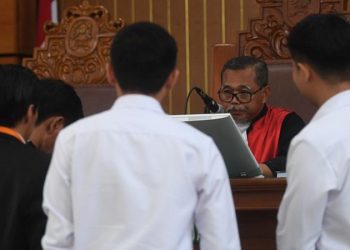 Sidang Praperadilan Hasto Diwarnai Keributan