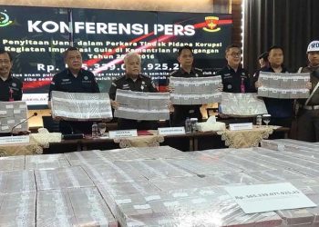 Uang Hasil Sitaan Dari Kasus Dugaan Korupsi Impor Gula