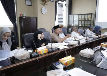 D:\2025\Maret 2025\13 Maret 2025\2\Pansus Bahas Raperda GDPK.jpg