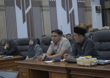 D:\2025\Maret 2025\19 Maret 2025\2\Masyarakat Keluhkan Pelayanan RSDKH.jpg