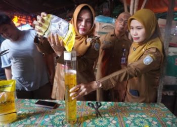 D:\2025\Maret 2025\20 Maret 2025\5\hal 5\Kepala DKUMPP Kabupaten Banjar I Gusti Made Suryawati.jpg