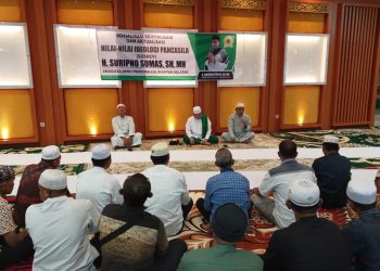 D:\2025\Maret 2025\24 Maret 2025\5\hal 5\Ketua Fraksi PKB DPRD Kalsel H Suripno Sumas saat melaksanakan.JPG