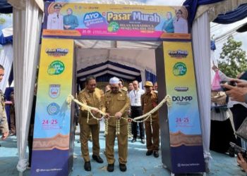 D:\2025\Maret 2025\26 Maret 2025\5\hal 5\Wakil Bupati Banjar Habib Idrus Al Habsyi didampingi Sekda.jpg