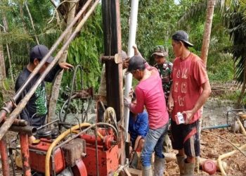 D:\2025\Maret 2025\6 Maret 2025\2\2\New Folder\Satgas TMMD Buat Sumur Bor.jpg