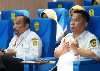 D:\2025\Maret 2025\6 Maret 2025\5\hal 5\Setdako Banjarmasin Ikhsan Budiman didampingi Kepala Inspektorat.jpg