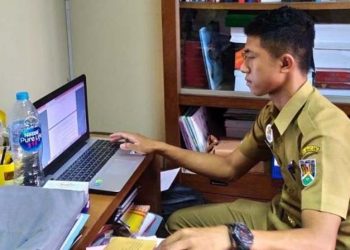 D:\2025\Maret 2025\6 Maret 2025\7\7\hal 7 - 2 klmk (bawah).jpg