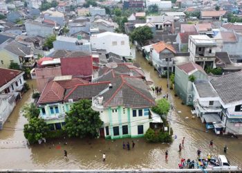 Banjir Rendam 122 RT di Jakarta
