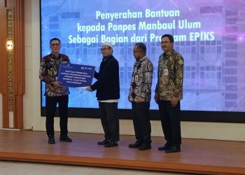 Bank Kalsel Salurkan Bantuan Program EPIKS