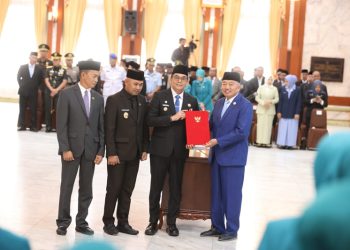 Bupati Terima SK Pengesahan Kepala Daerah Periode 2025-2030