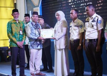 Gubernur Dorong Peningkatan Partisipasi Masyarakat Bayar Zakat