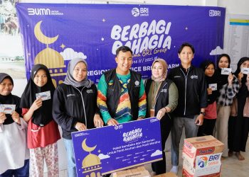 BRI RO Banjarmasin Berbagi Sembako dan Santuni Anak Yatim