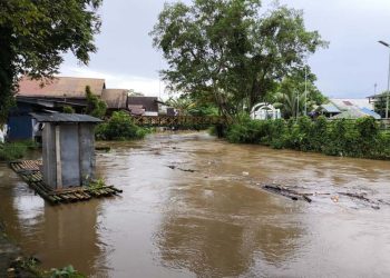 Debit air sungai di HST naik usai hujan deras di Pegunungan Meratus
