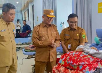 Bupati Tabalong Kunjungi RSUD H Badaruddin Kasim