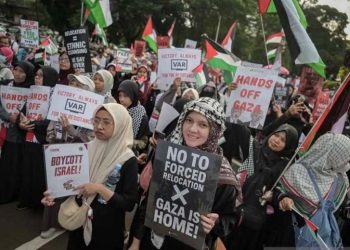 Massa Aksi Bela Palestina Geruduk Kedubes AS