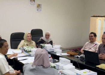 D:\2025\Mei 2025\2 Mai 2025\5\hal 5\hal 5\Komisi IV DPRD Kota Banjarmasin saat menggelar rapat kerja dengan Dinas.jpg