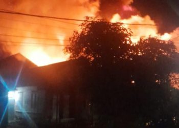 D:\2025\Mei 2025\27 Mei 2025\2\Empat Rumah di Kasarangan HST Terbakar.jpg