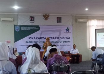 D:\2025\Mei 2025\8 Mei 2025\5\hal 5\Narasumber dari Balai Bahasa Kalimantan Selatan Musdalipah.jpg