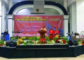 Bupati Hadiri Acara Halal Bihalal Ikatan Keluarga Minang
