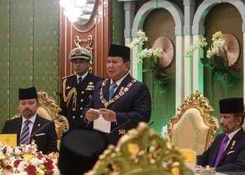 Prabowo Subianto Menerima Bintang Kebesaran Kesultanan Brunei Darussalam